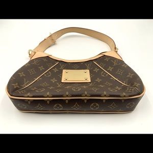 Louis Vuitton Monogram Canvas Thames PM Bag